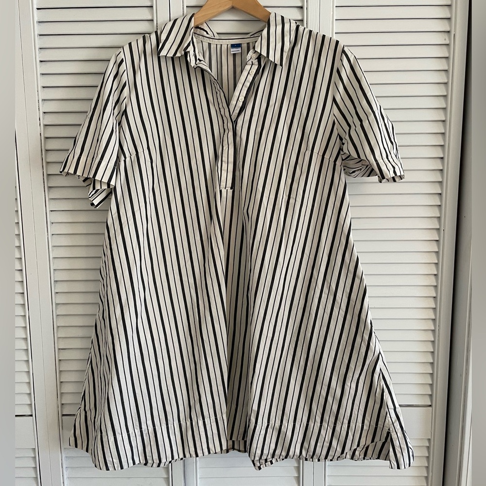 EUC Old Navy Short-Sleeve Mini Shirt Dress, cream and black striped, size L